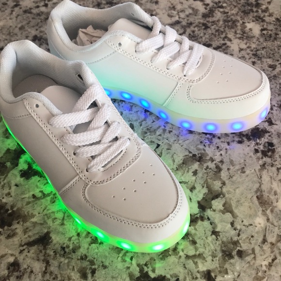 LED running shoes white - Picture 3 of 8